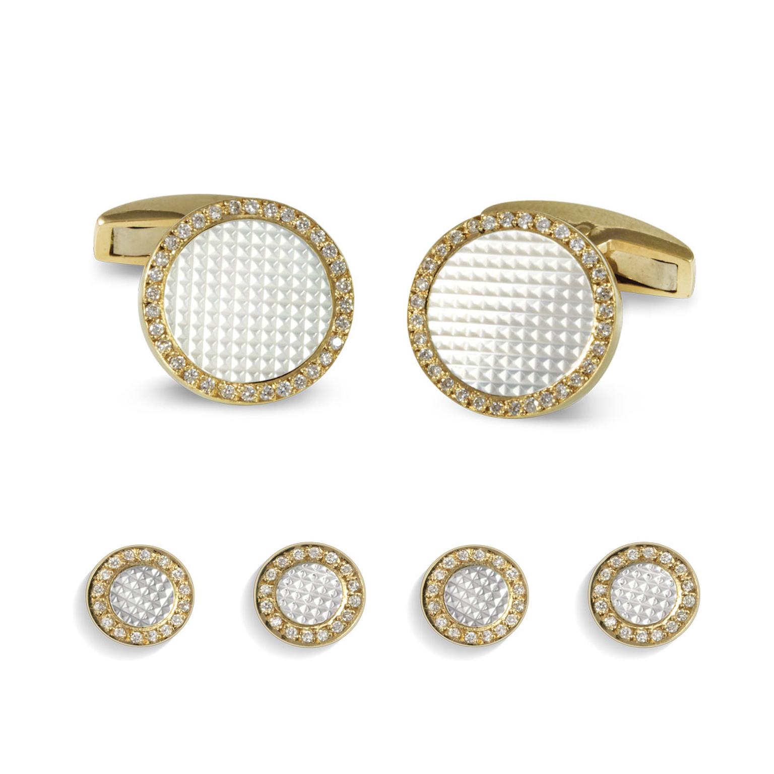 Antique yellow gold round hobnail dress set cufflinks 